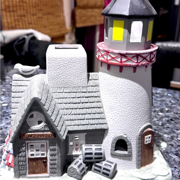 🌊Vintage One of a Kind Partylite Porcelain Harbour Lighthouse Candle Holder 🌊 - Picture 2 of 16